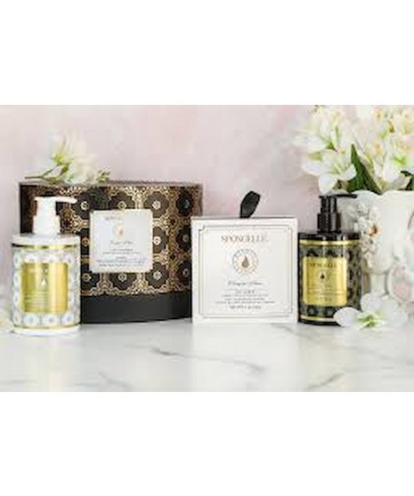Freesia and Pear Spa Set