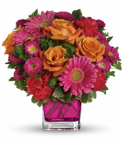 pink and orange bouquet in haute fashion colors